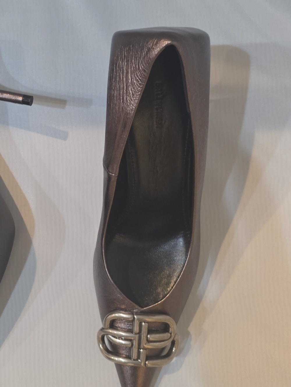 Balenciaga Metallic Bronze Pointed Toe Stiletto Pumps with Interlocking Logo - Picture 3 of 4